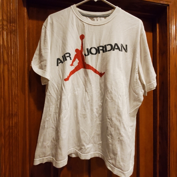 Nike Other - Nike Air Jordan Men's size XL T-Shirt, barely worn